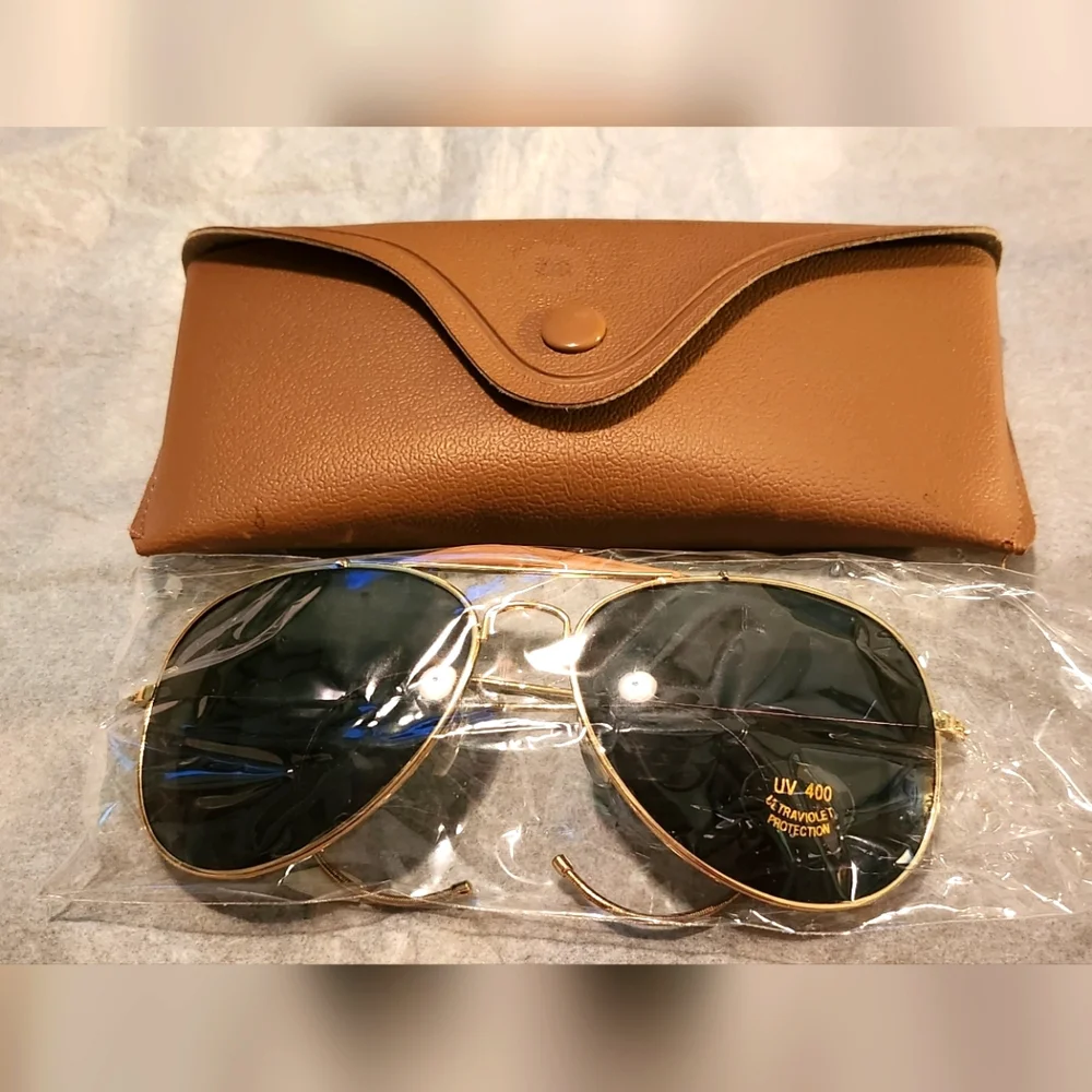 New VINTAGE Aviator Military /Rayban Style Sunglasses NWOT